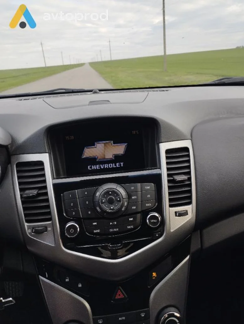 Фото 3 - Chevrolet Cruze 2010