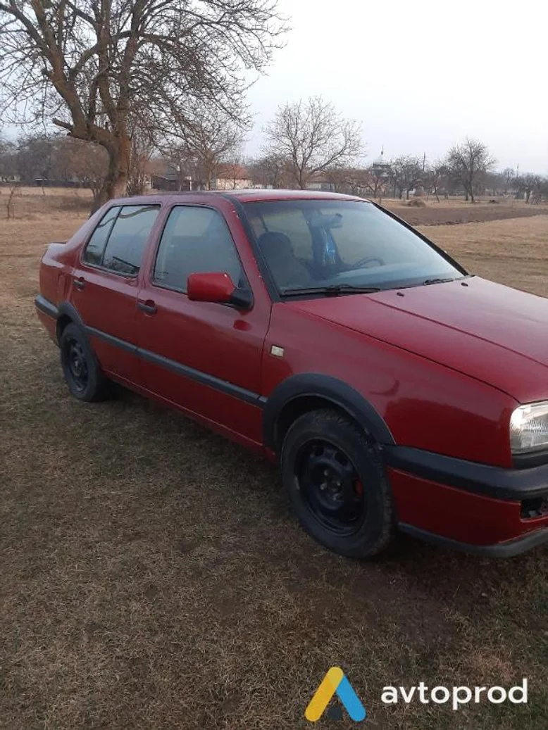 Photo 2 - Volkswagen Vento 1995