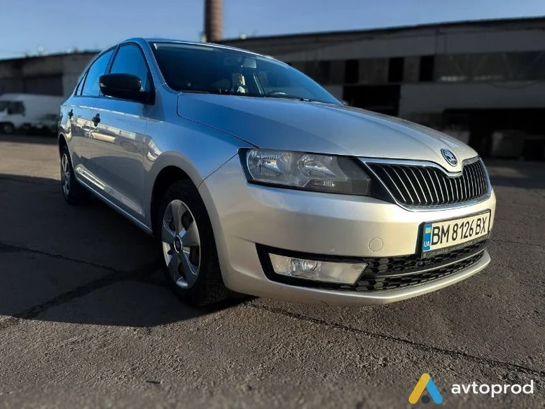 Фото 2 - Skoda Rapid 2015