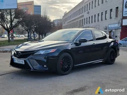 Photo 4 - Toyota Camry 2020