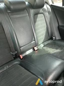 Photo 2 - Volkswagen Passat 2009