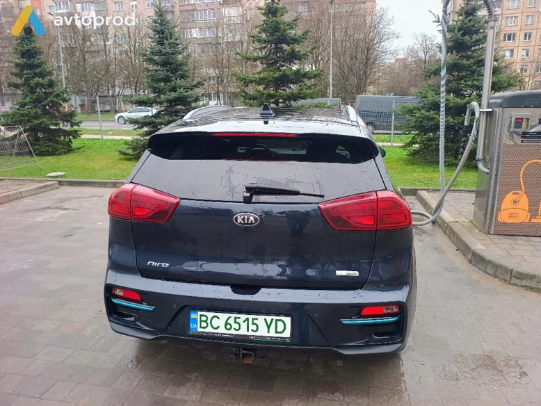 Photo 2 - Kia Niro 2020