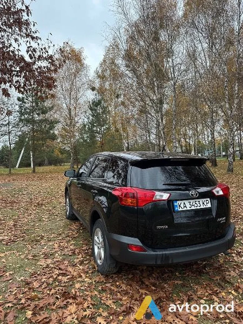 Фото 2 - Toyota RAV 4 2013