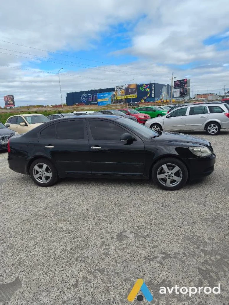 Фото 2 - Skoda Octavia 2010