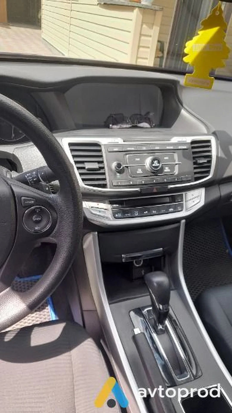 Фото 2 - Honda Accord 2014