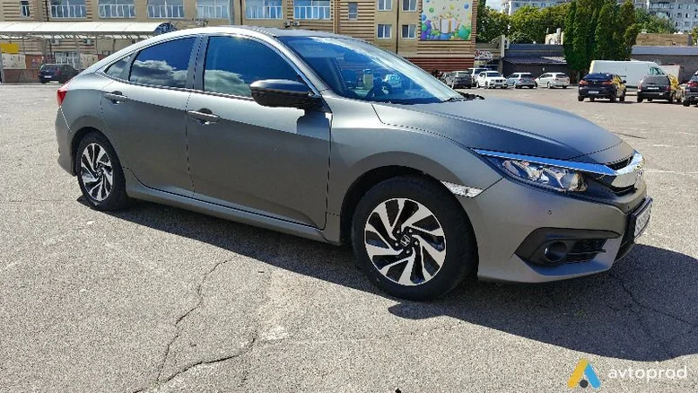 Фото 3 - Honda Civic 2018