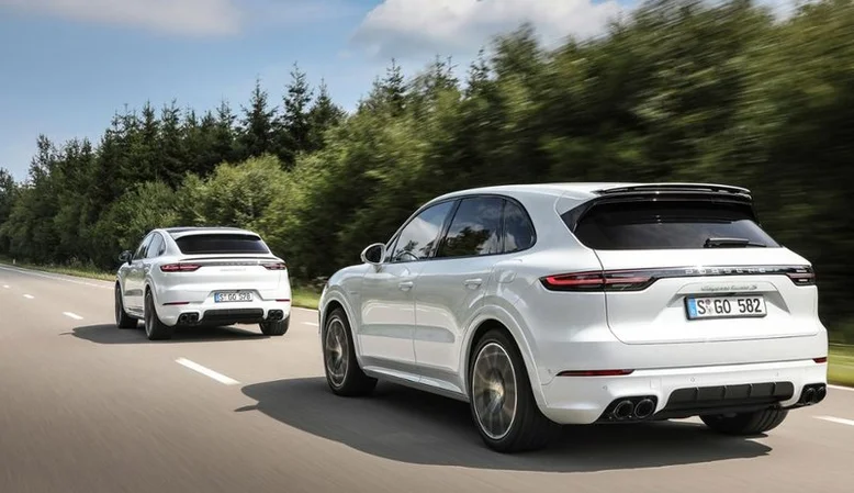 PORSCHE CAYENNE COUPE HYBRID 2019 🚗