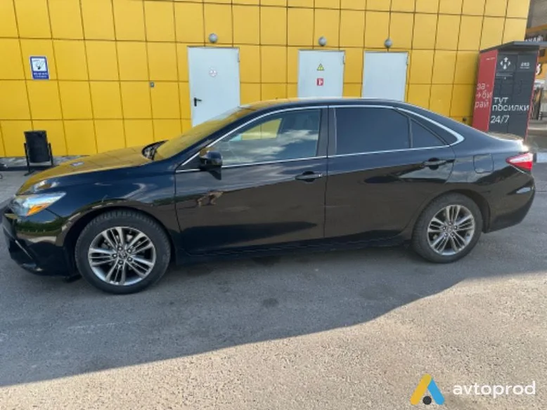 Фото 1 - Toyota Camry 2017