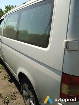 Photo 2 - Volkswagen T5 (Transporter) 2004