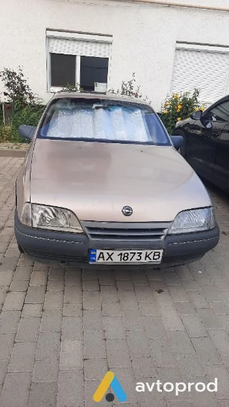 Фото 1 - Opel Omega 1988