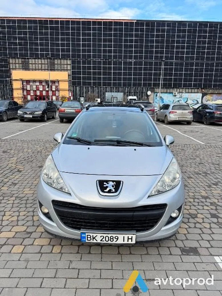 Фото 3 - Peugeot 207 2010