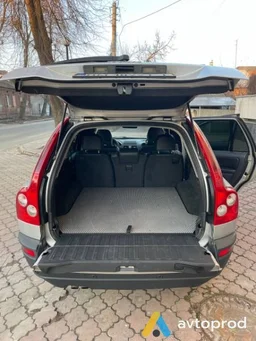 Photo 2 - Volvo XC90 2004