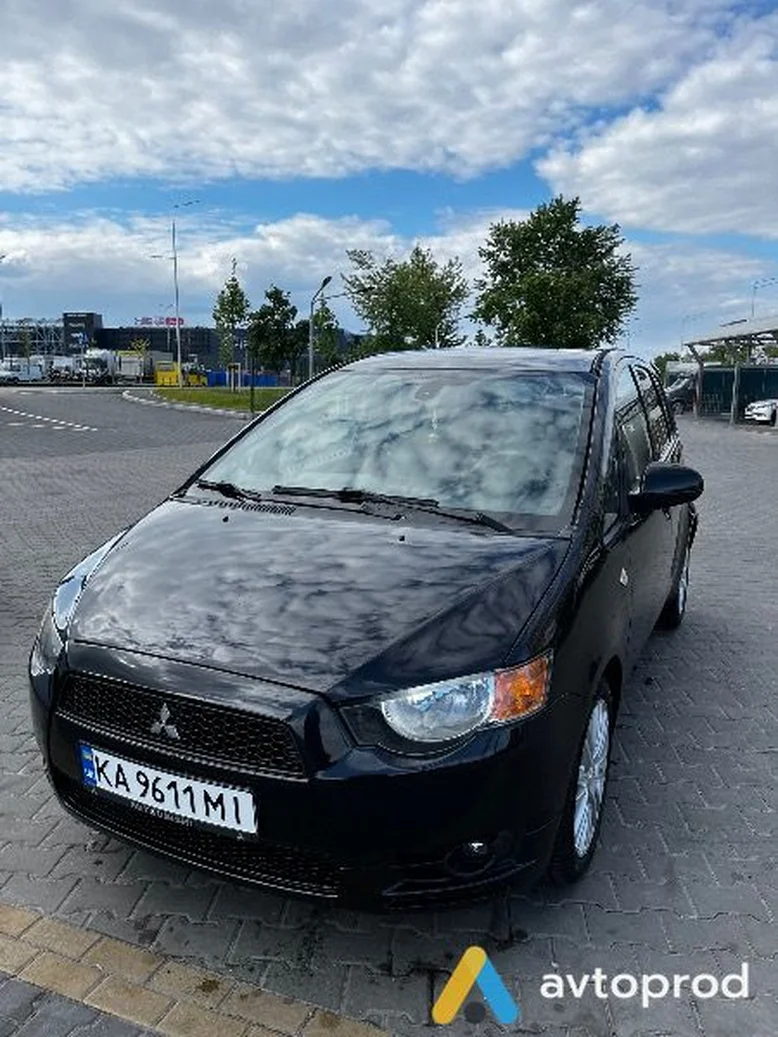 Фото 1 - Mitsubishi Colt 2011