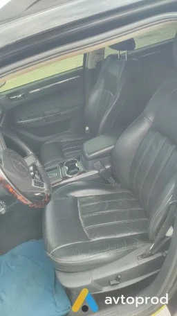 Photo 4 - Chrysler 300 2008