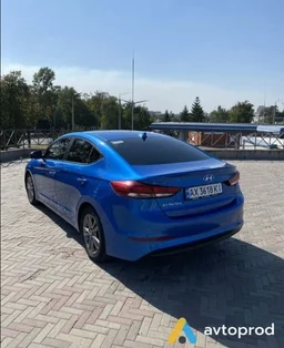 Фото 3 - Hyundai Elantra 2017