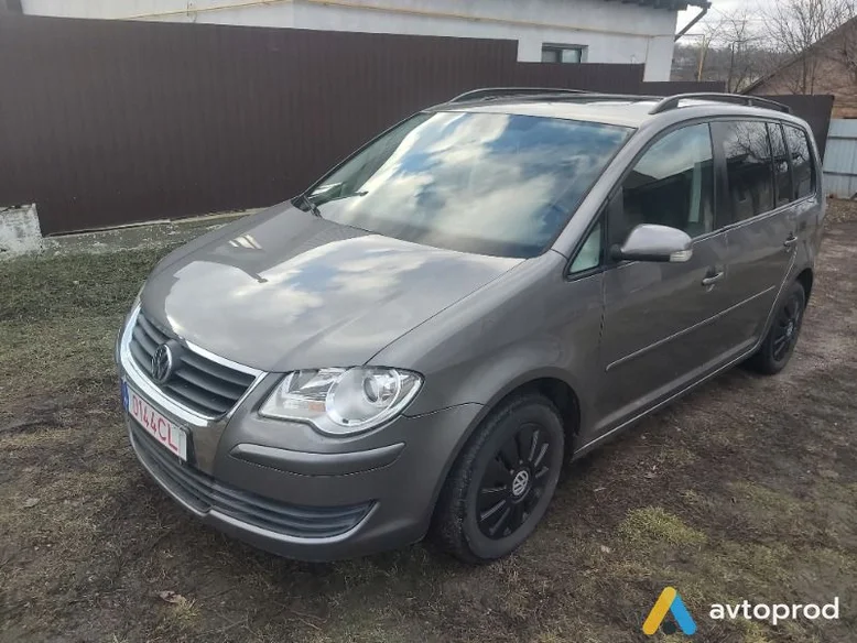Фото 1 - Volkswagen Touran 2008