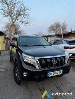 Photo 2 - Toyota Land Cruiser 2013