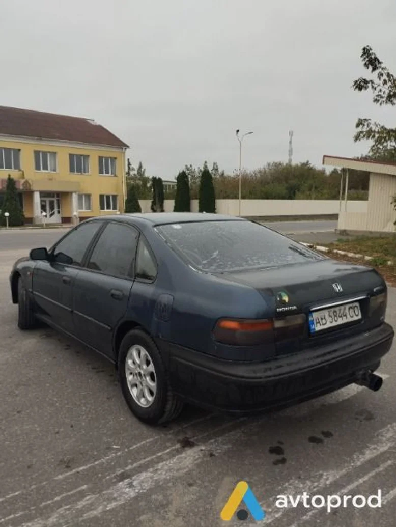 Фото 3 - Honda Accord 1994