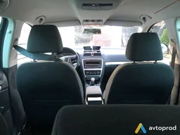 Photo 3 - Skoda Octavia 2010