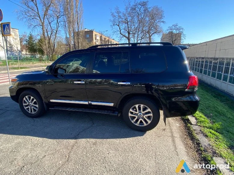 Фото 3 - Toyota Land Cruiser 2013