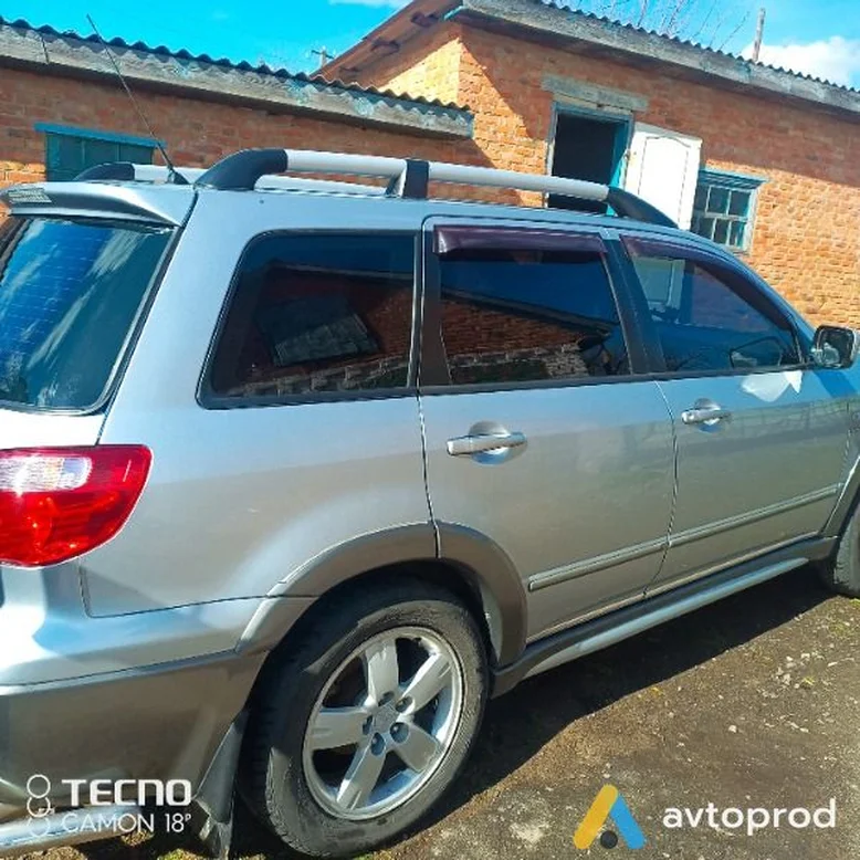 Фото 4 - Mitsubishi Outlander 2005