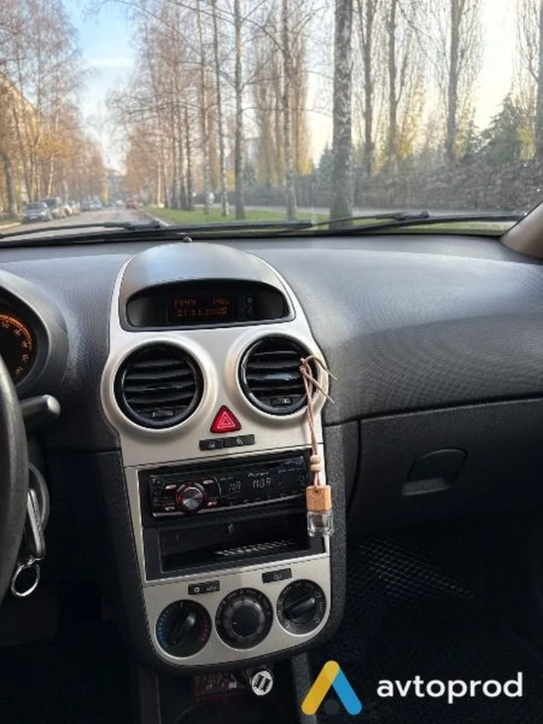 Фото 4 - Opel Corsa 2008