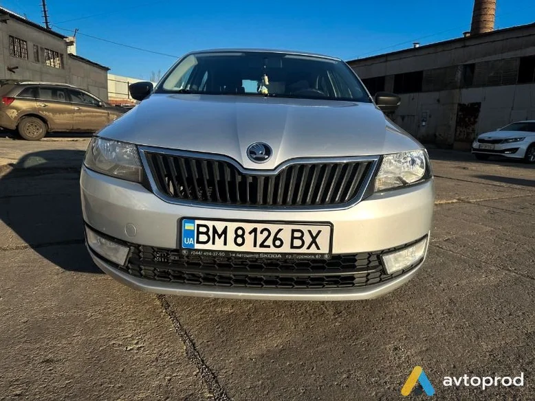 Фото 3 - Skoda Rapid 2015