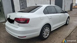 Фото 4 - Volkswagen Jetta 2016
