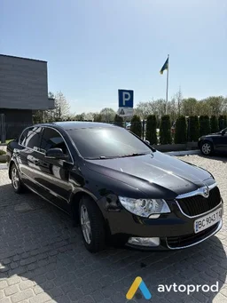Photo 3 - Skoda Superb 2010
