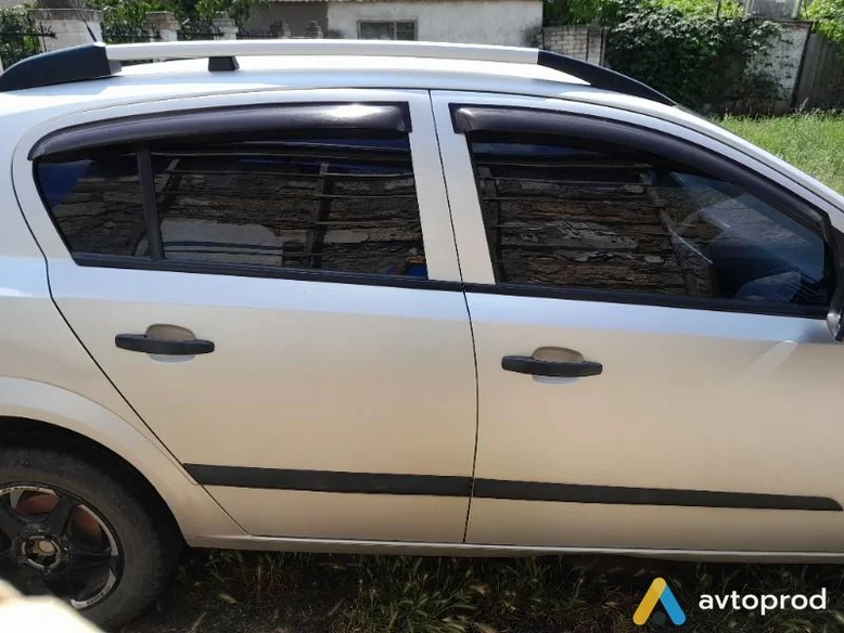 Фото 3 - Opel Astra 2008