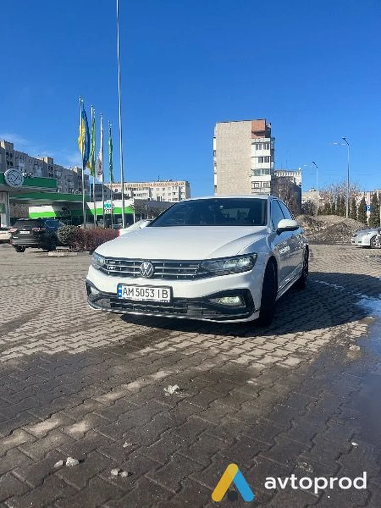 Фото 2 - Volkswagen Passat 2021