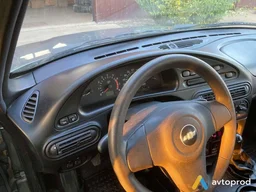 Photo 4 - Chevrolet Niva 2012