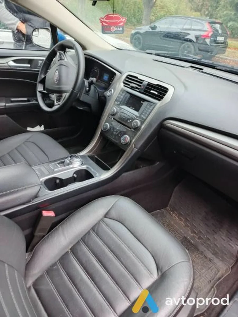 Фото 4 - Ford Fusion 2018