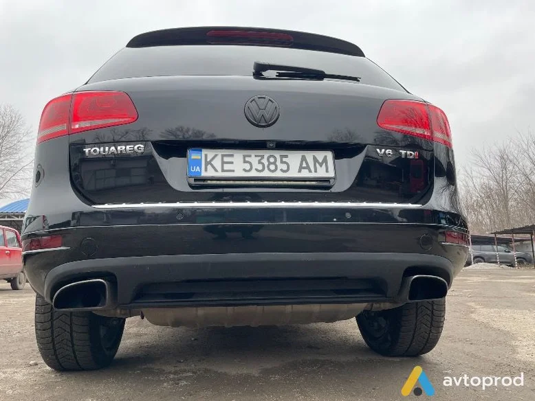 Фото 2 - Volkswagen Touareg 2012