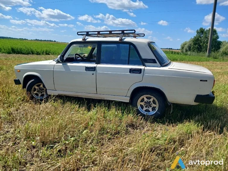 Фото 1 - VAZ 2105 1991
