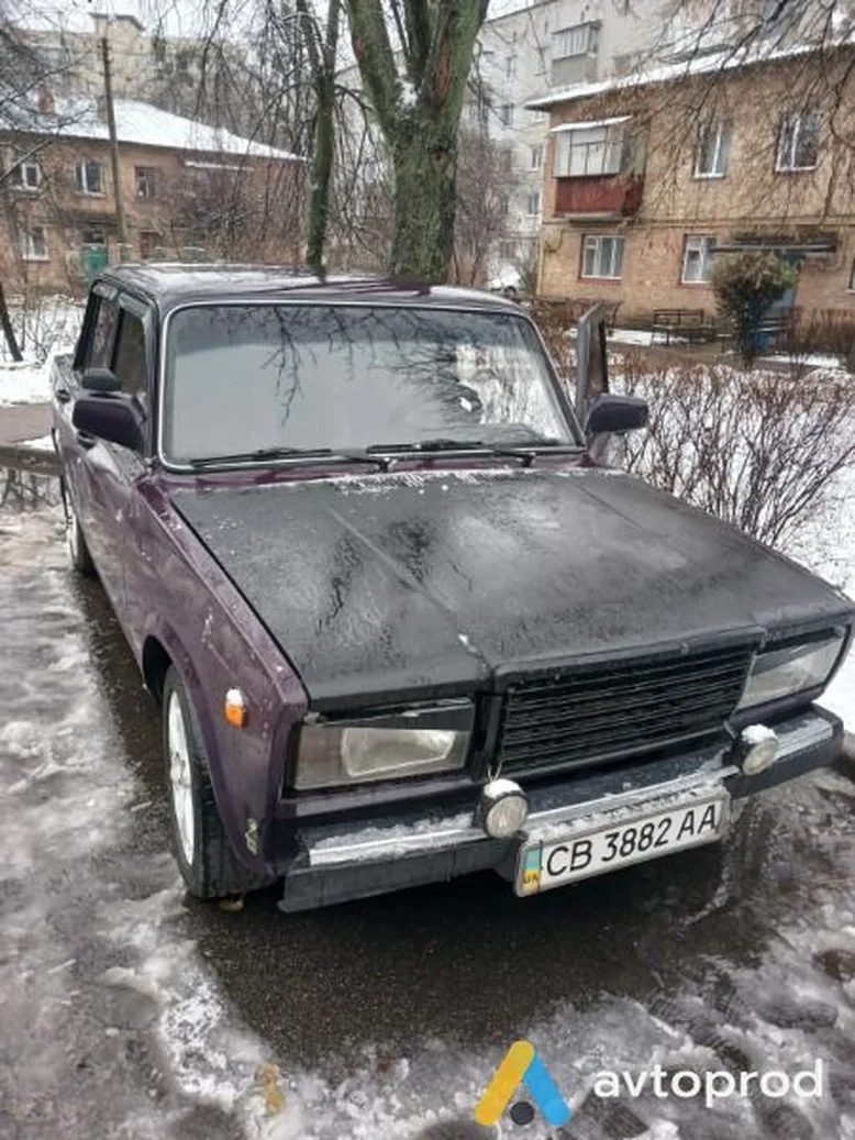 Фото 1 - VAZ 2107 2004