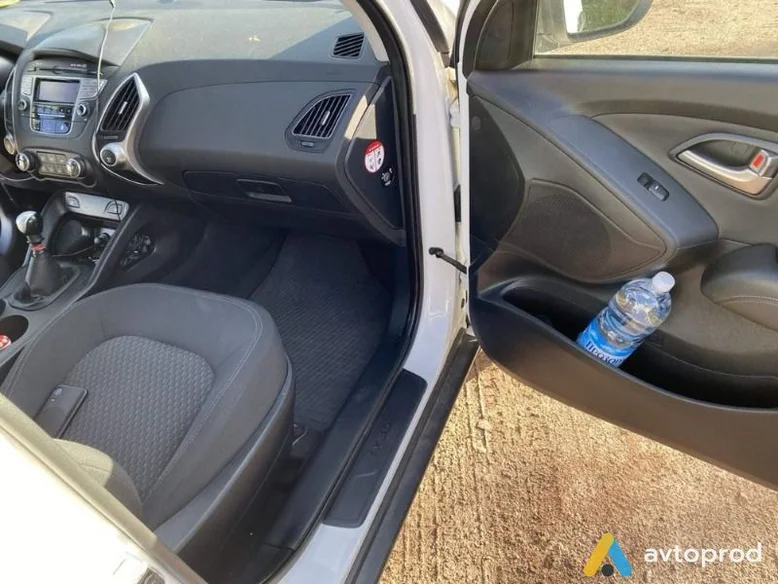 Фото 3 - Hyundai ix35 2012