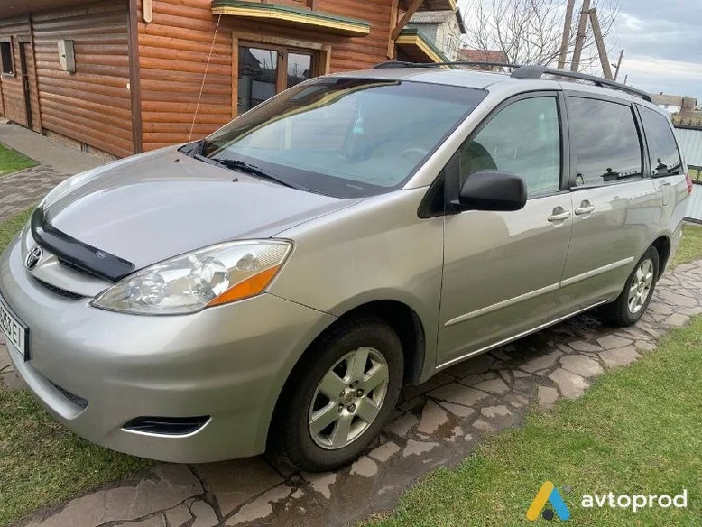 Фото 1 - Toyota Sienna 2006