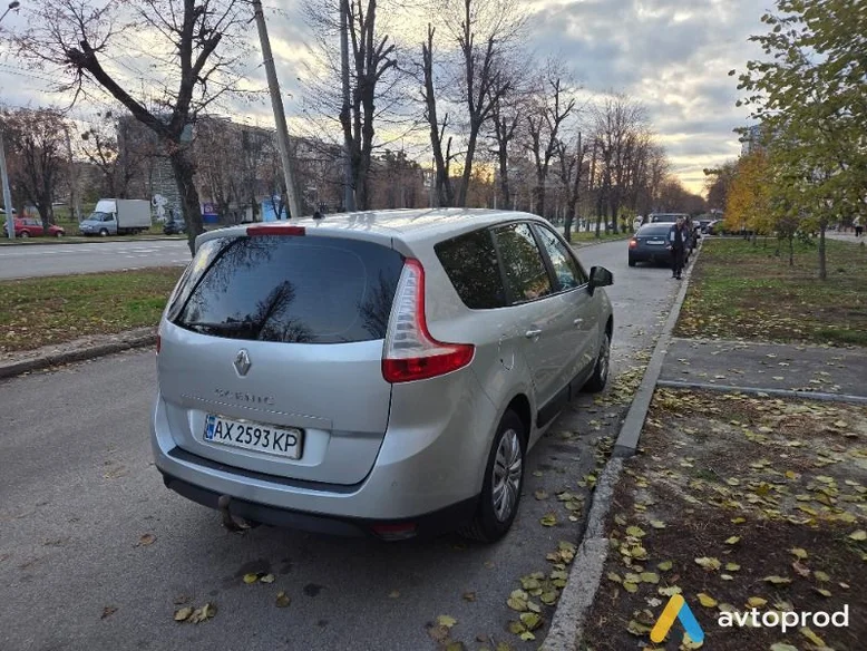 Фото 2 - Renault Grand Scenic 2009