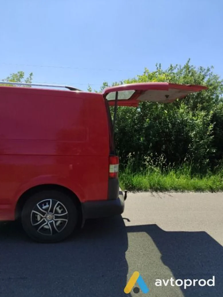 Фото 3 - Volkswagen T5 (Transporter) 2013