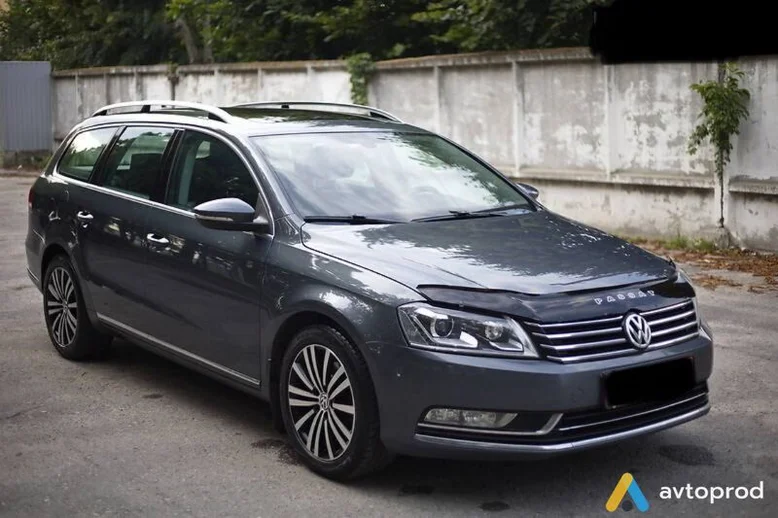Фото 3 - Volkswagen Passat 2014
