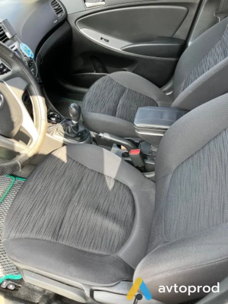 Фото 4 - Hyundai Accent 2019