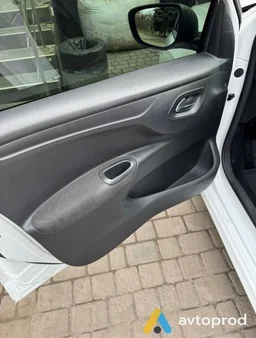 Фото 4 - Peugeot 301 2016