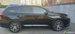 Фото 2 - Mitsubishi Outlander 2018