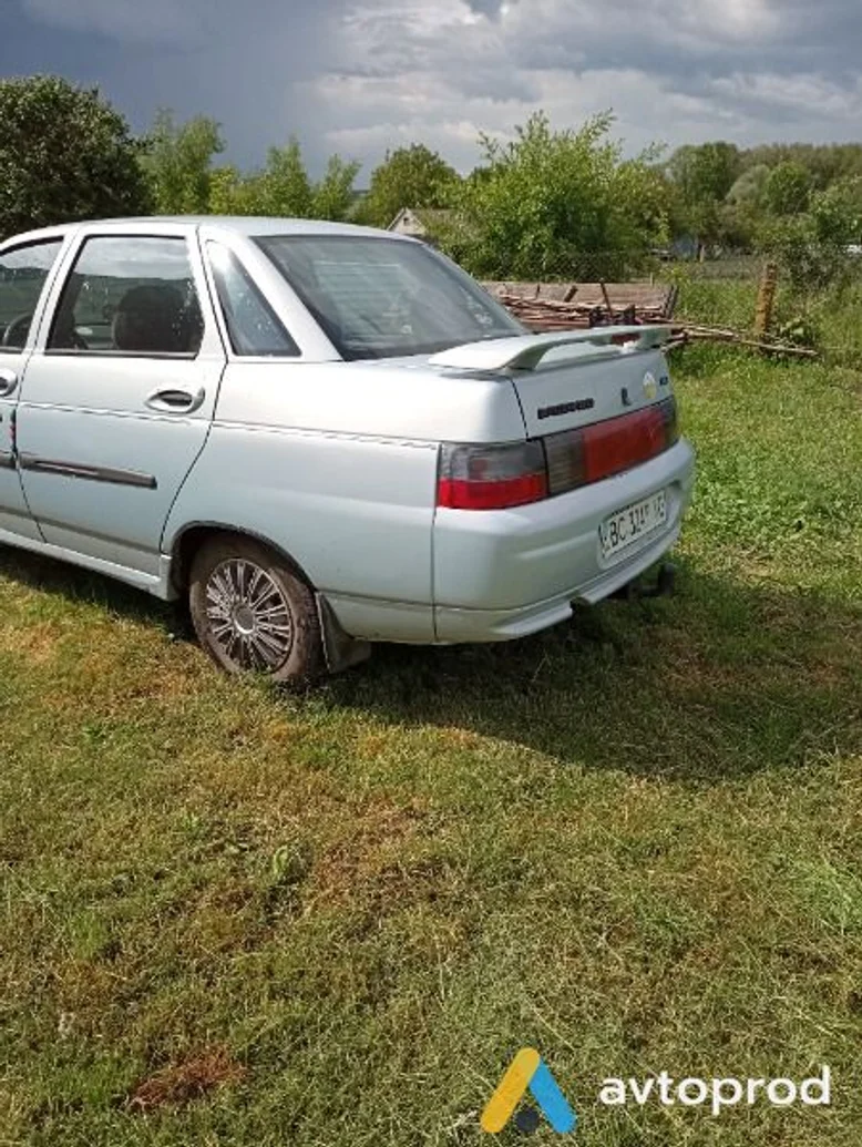 Фото 2 - VAZ 2110 2004