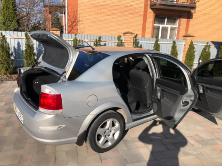 Фото 4 - Opel Vectra 2007