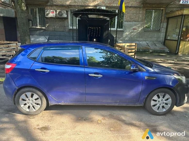 Фото 3 - Kia Rio 2012