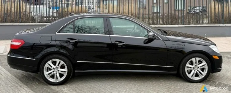 Фото 4 - Mercedes-Benz E-class 2010