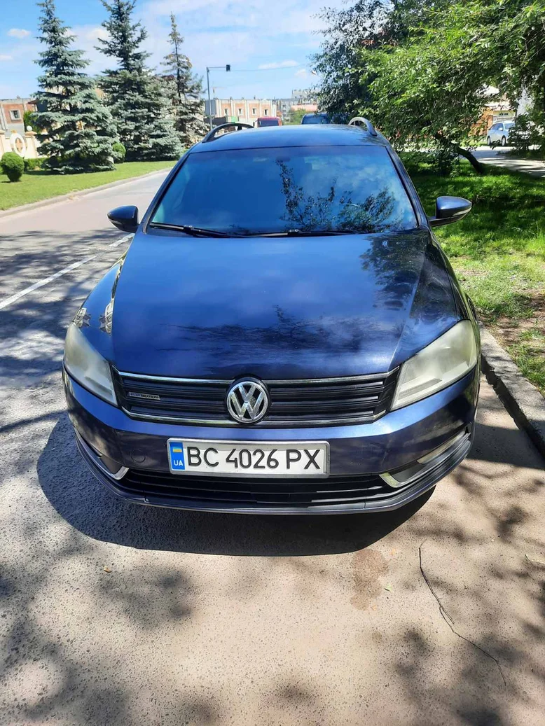 Фото 1 - Volkswagen Passat 2012