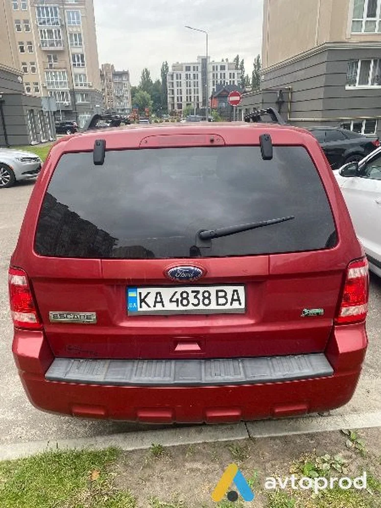 Фото 2 - Ford Escape 2009